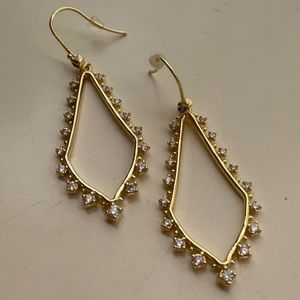 Kendra Scott Drop Earrings in Gold